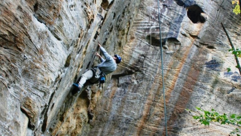 Red River Gorge climbing