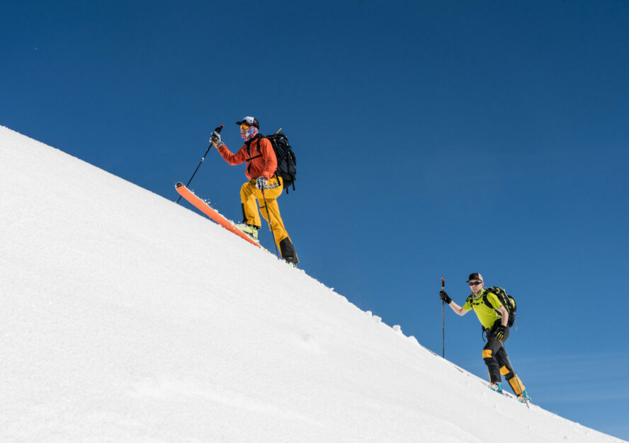 skiing at ymir