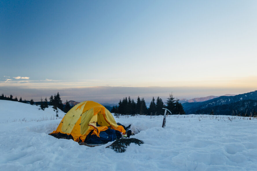 How to Set Up the Perfect Winter Backcountry Camp Site