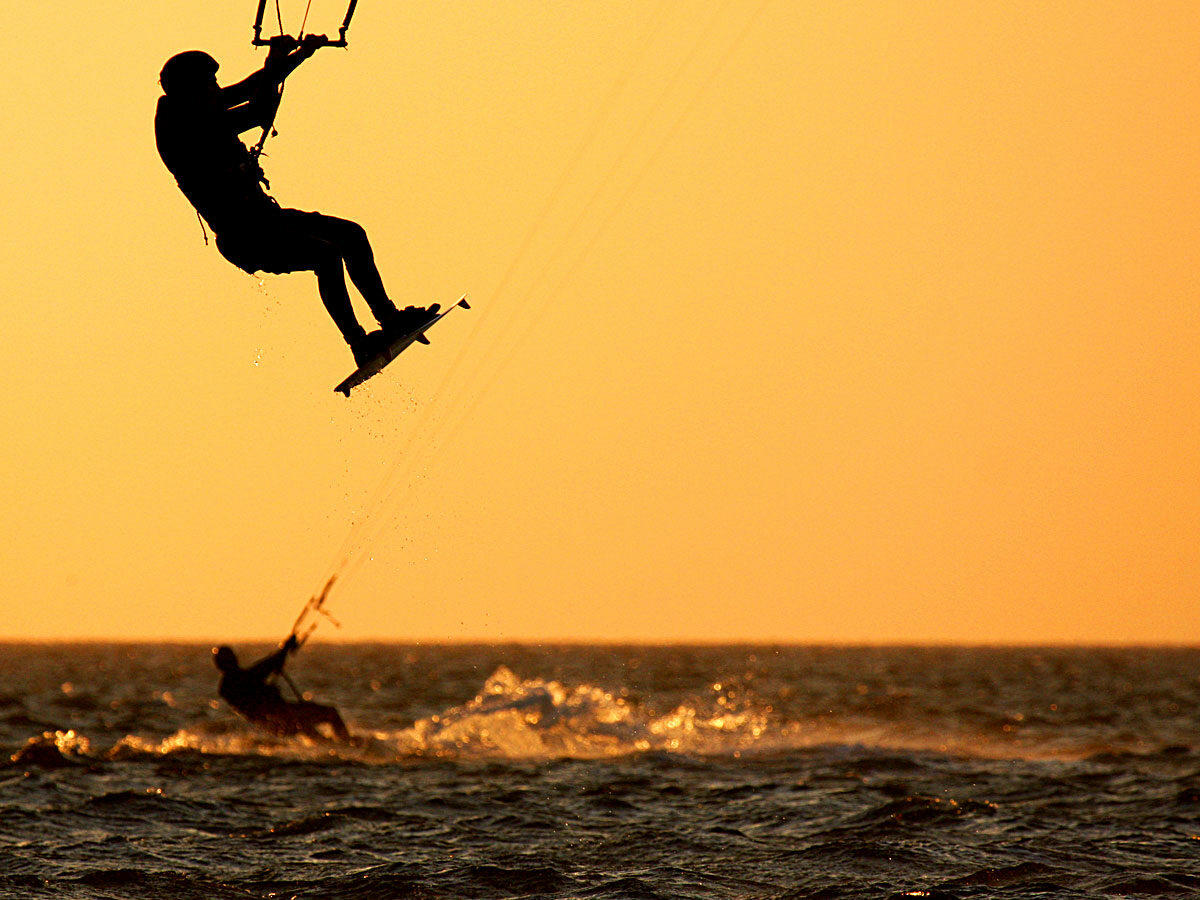 The Best Kiteboarding Spots in the USA (With a Few Surprises)