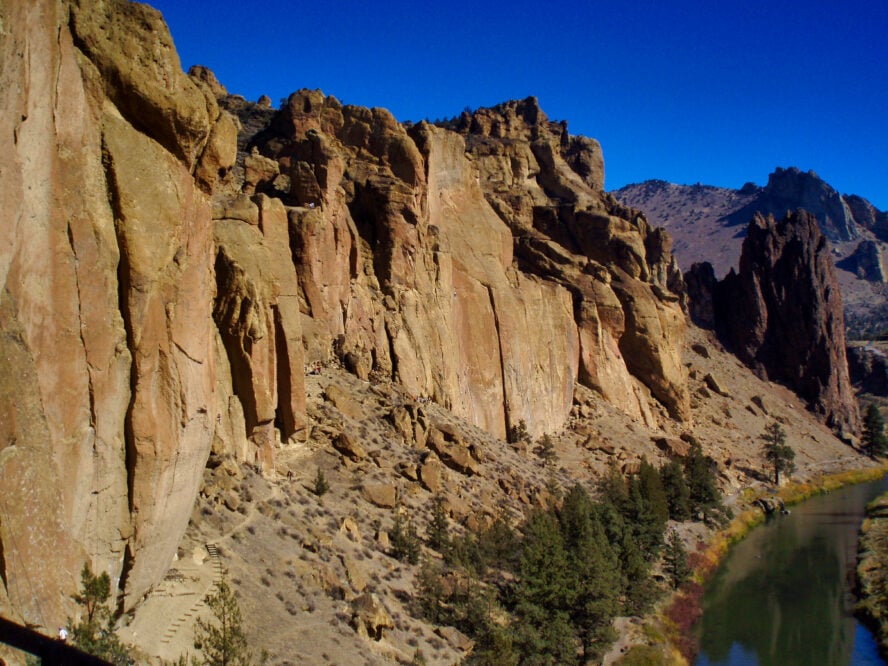 Smith Rock Climbing