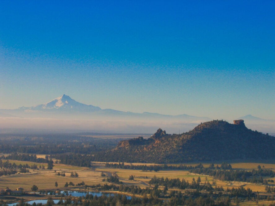 Smith Rock Climbing