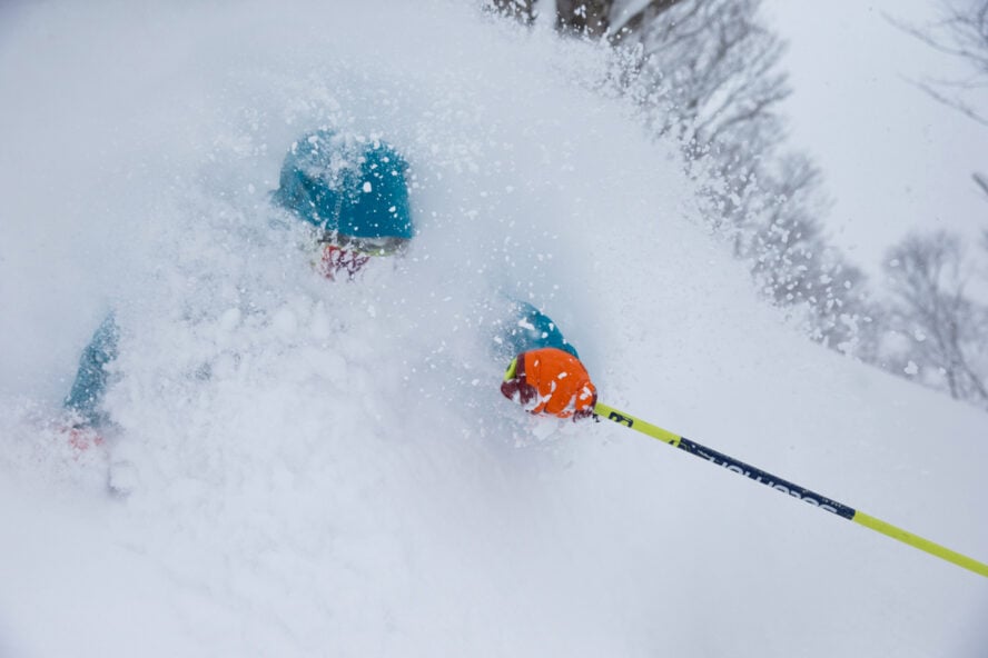 Japan powder skiing