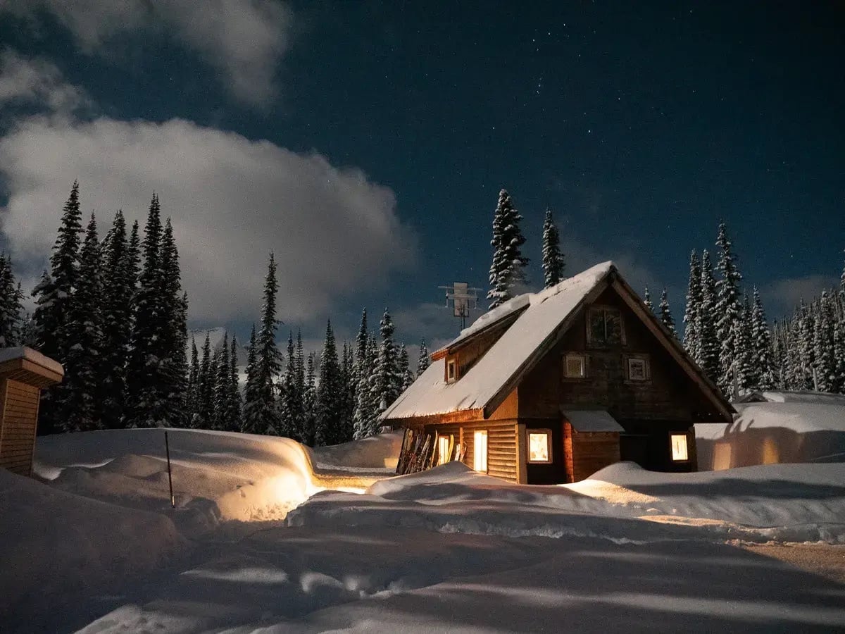 valhalla lodge canada