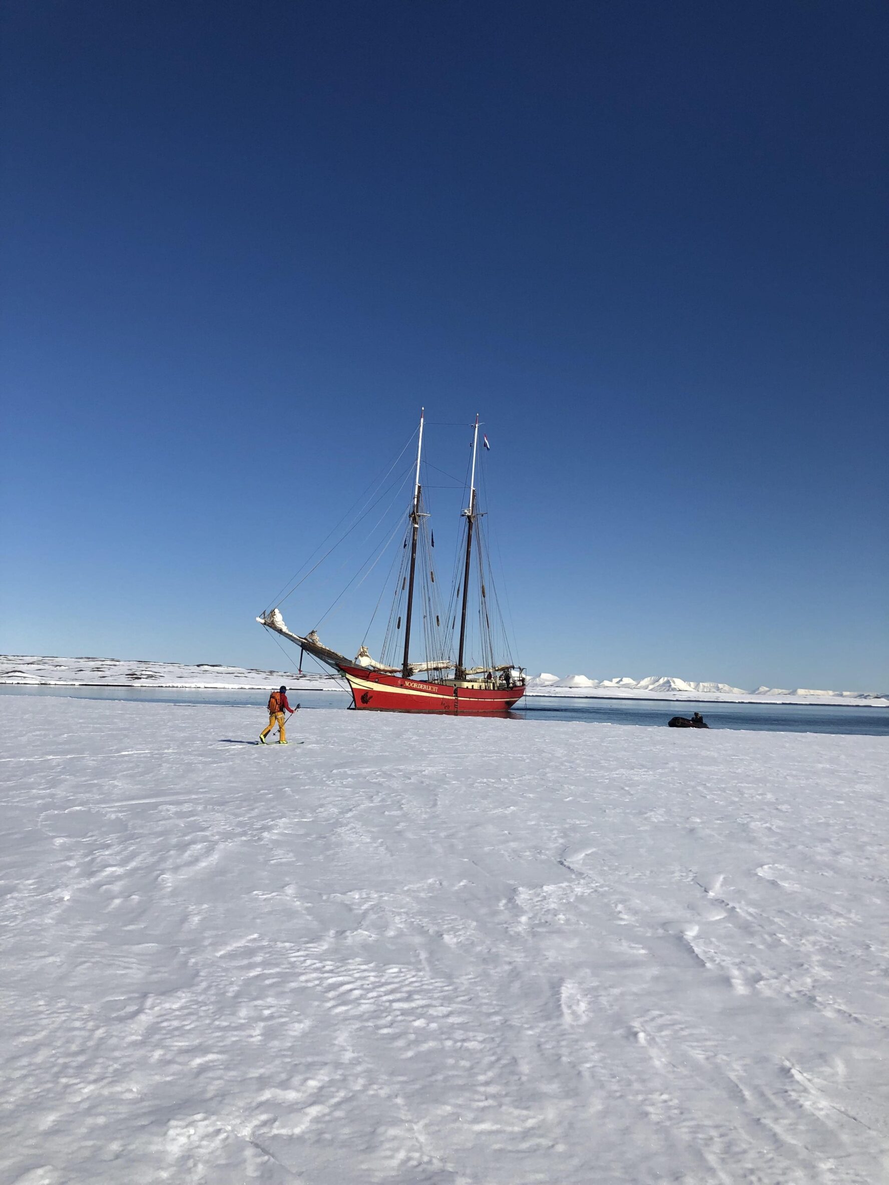 Sailing, Svalbard