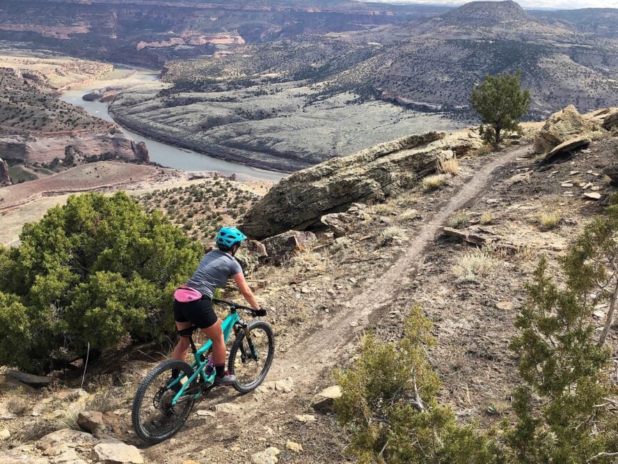 You’ll never run out of the drop-dead views of the Colorado River while mountain biking in Fruita