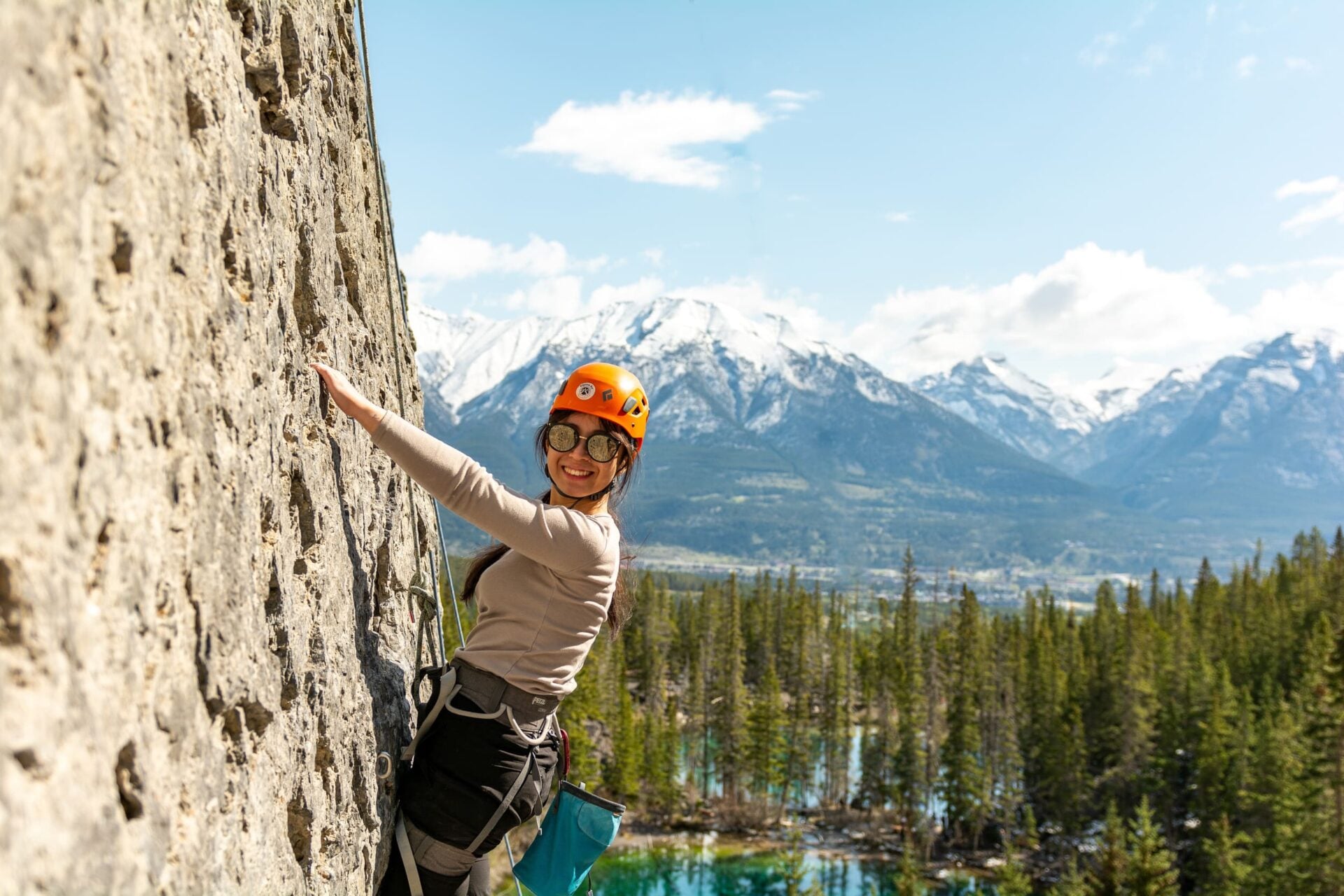 happy climber wall