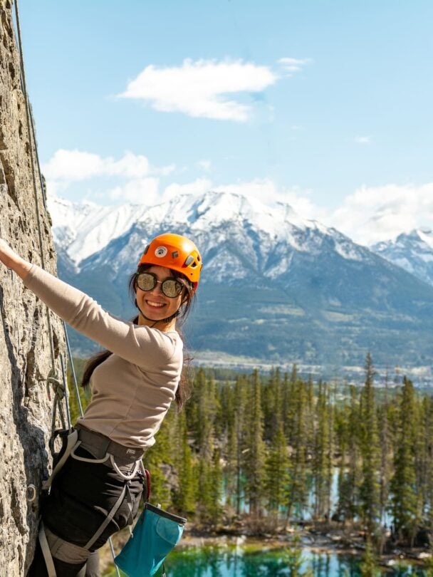 happy climber wall