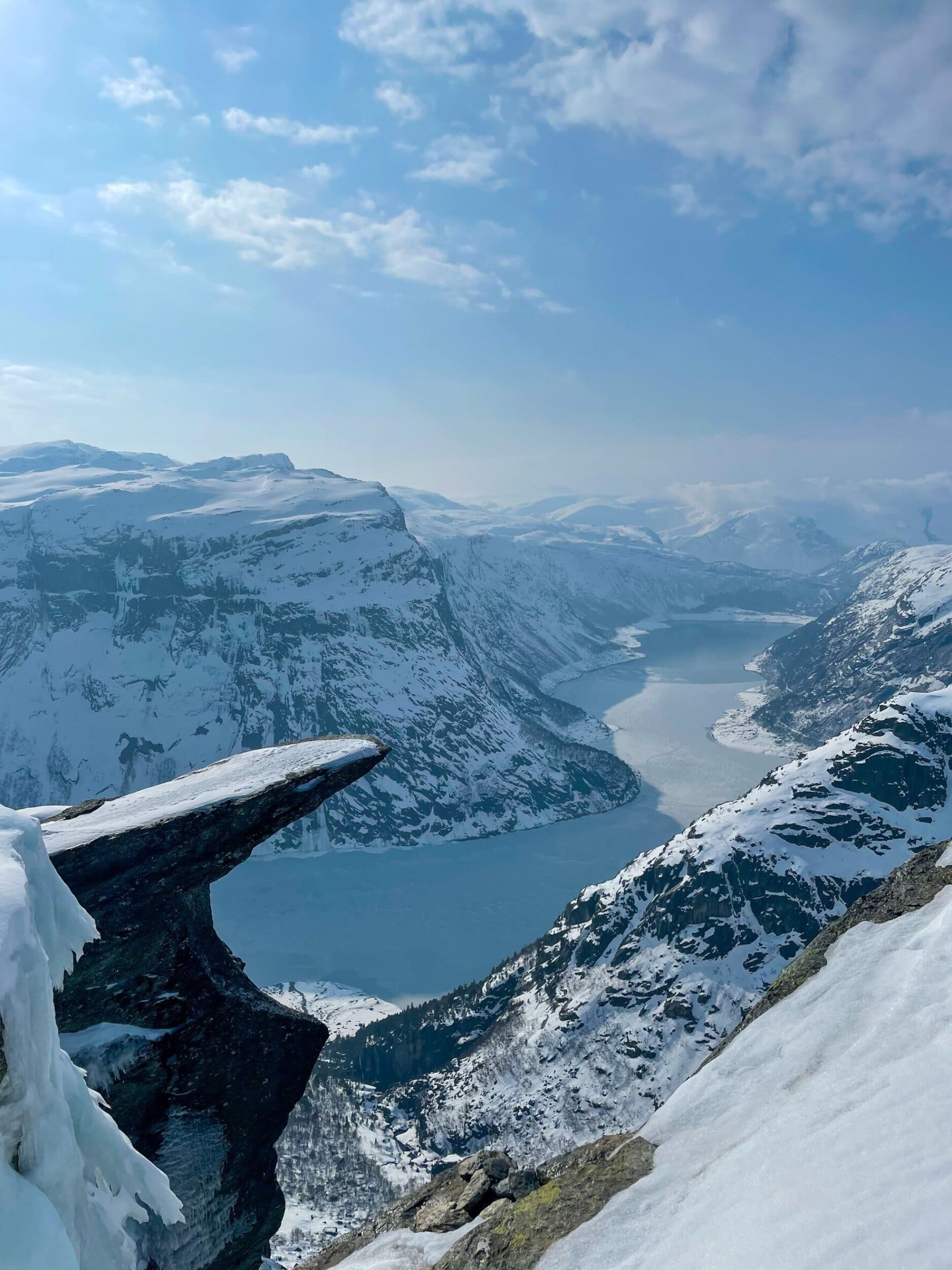 Snow-covered Trolltunga