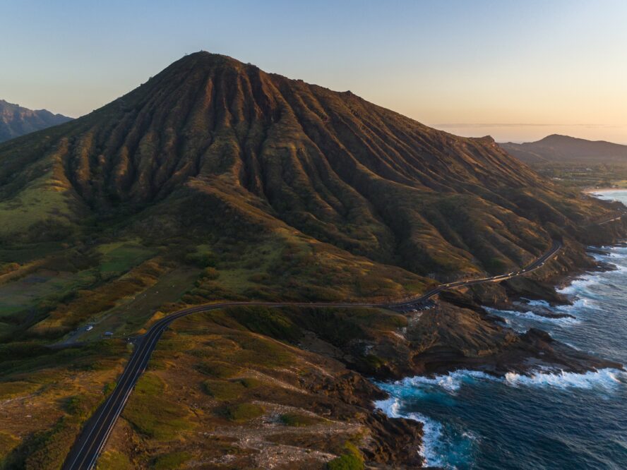 hiking oahu