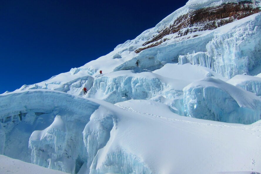 Certified guides are prepared for sudden changes that occur during the summit to Cotopaxi.