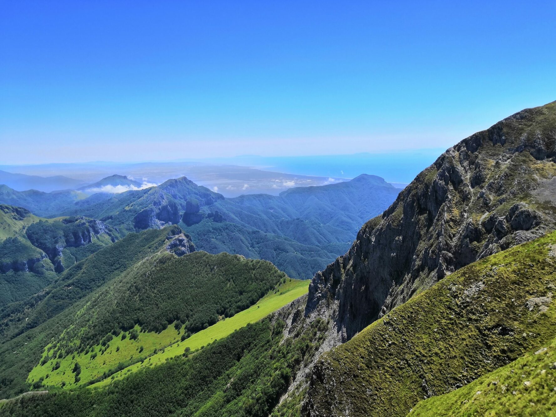 Views from Pania della Croce