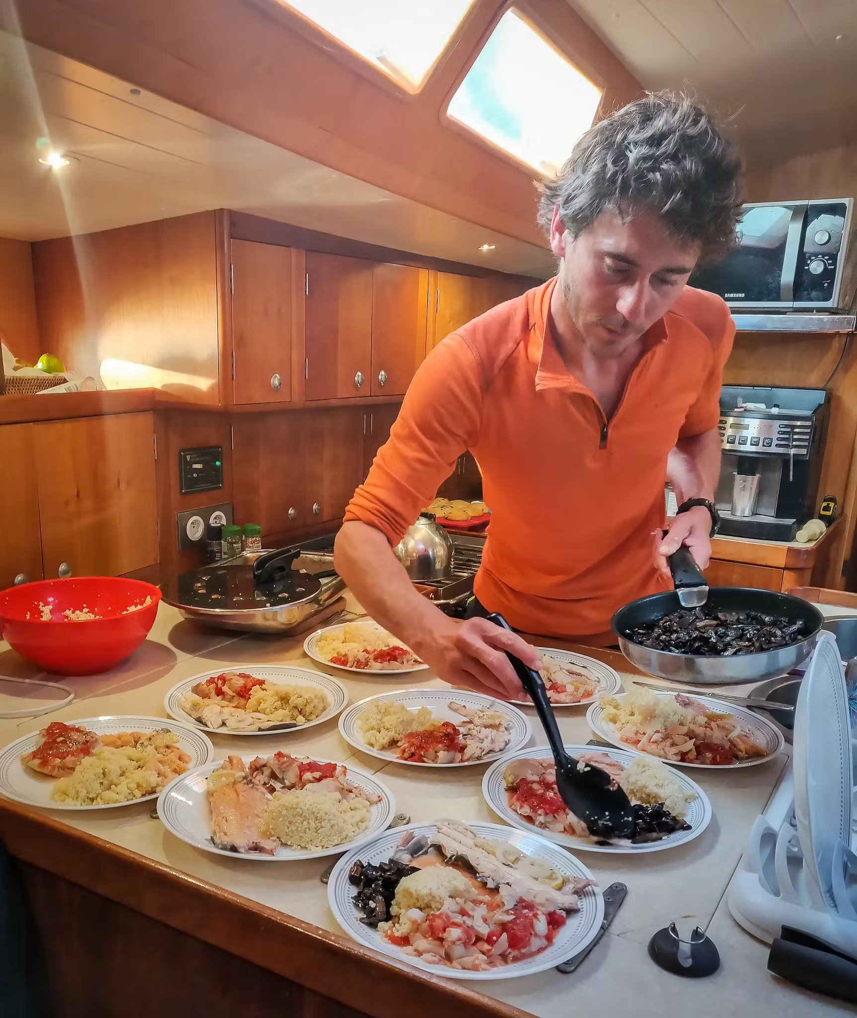 Food on Intrepido boat