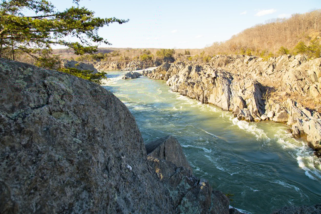 Scenic view of the Potomac river on a sunny day in spring in Virginia