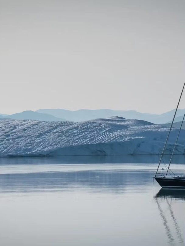 Svalbard sail and explore tour