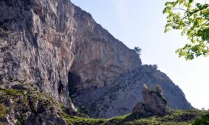 picos de europa rock climbing