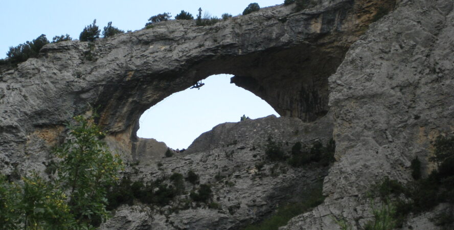 rodellar rock climbing