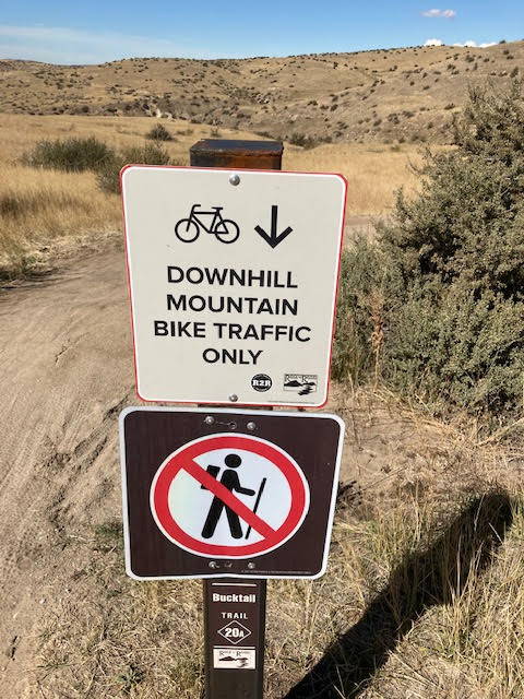 On the four most popular trails in the mountain town of Boise Foothills, the Ridge to Rivers Pilot Program implemented specific schemes to manage traffic.