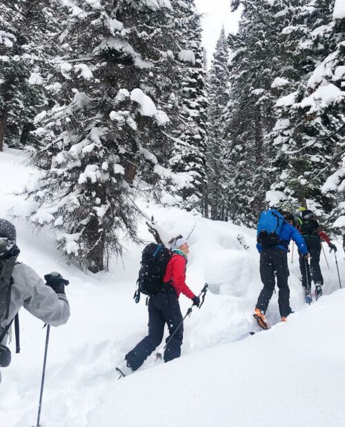 Winter hiking and mountaineering in Mount Washington