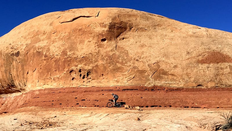 Mountain Biking in Navajo Rocks