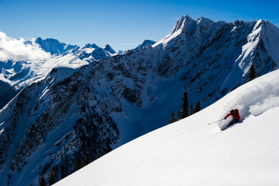 For your next sustainable holiday, consider carving through the infamous silky Selkirk snow found in Rogers Pass