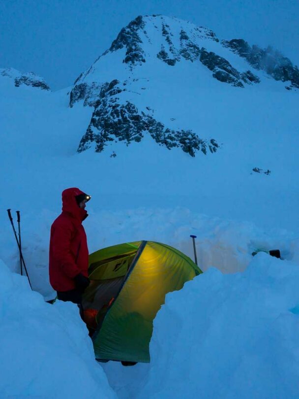 backcountry-skiing-spearhead-traverse