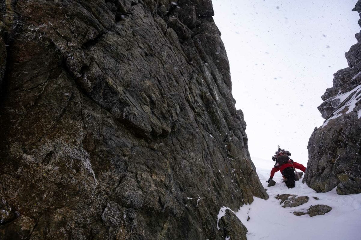 spearhead-traverse-climb