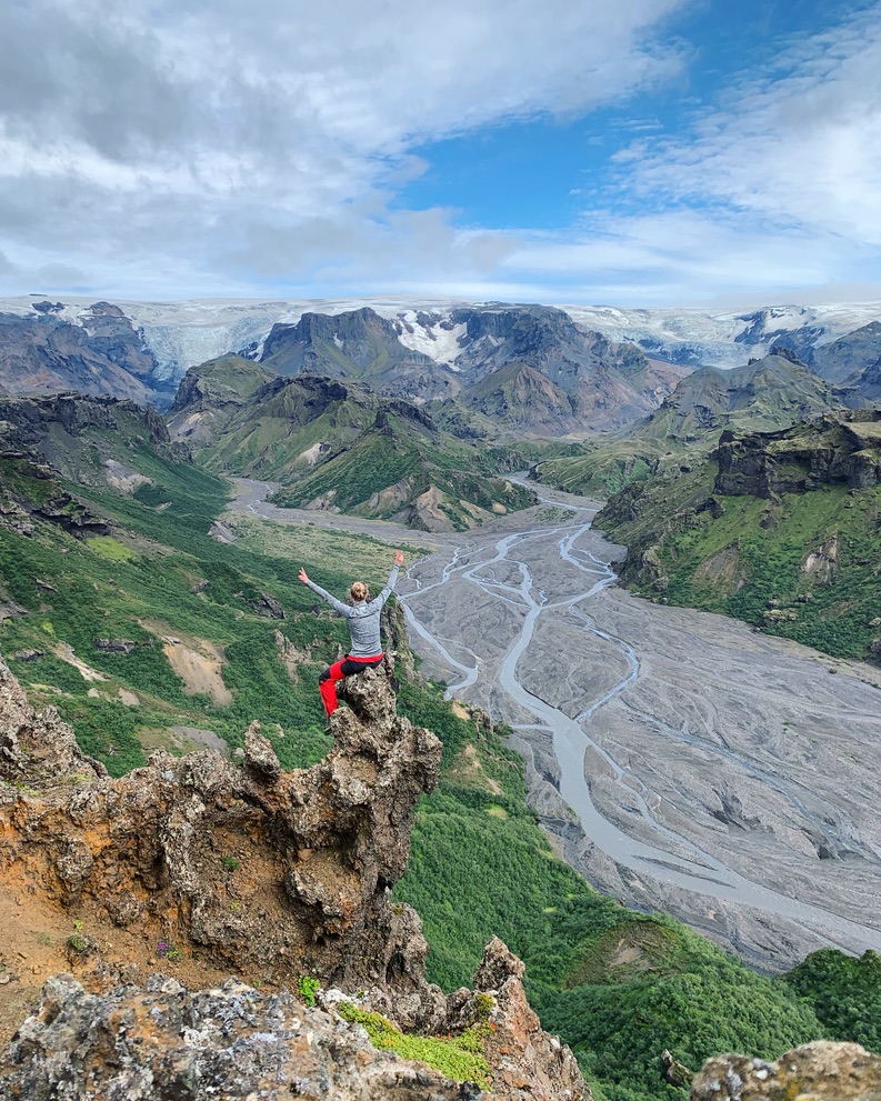 Thorsmork woman hikers