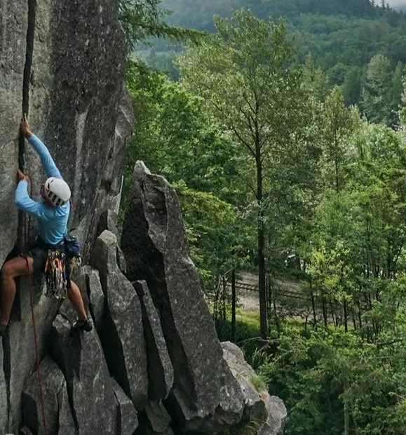 A climber on a crack in Index