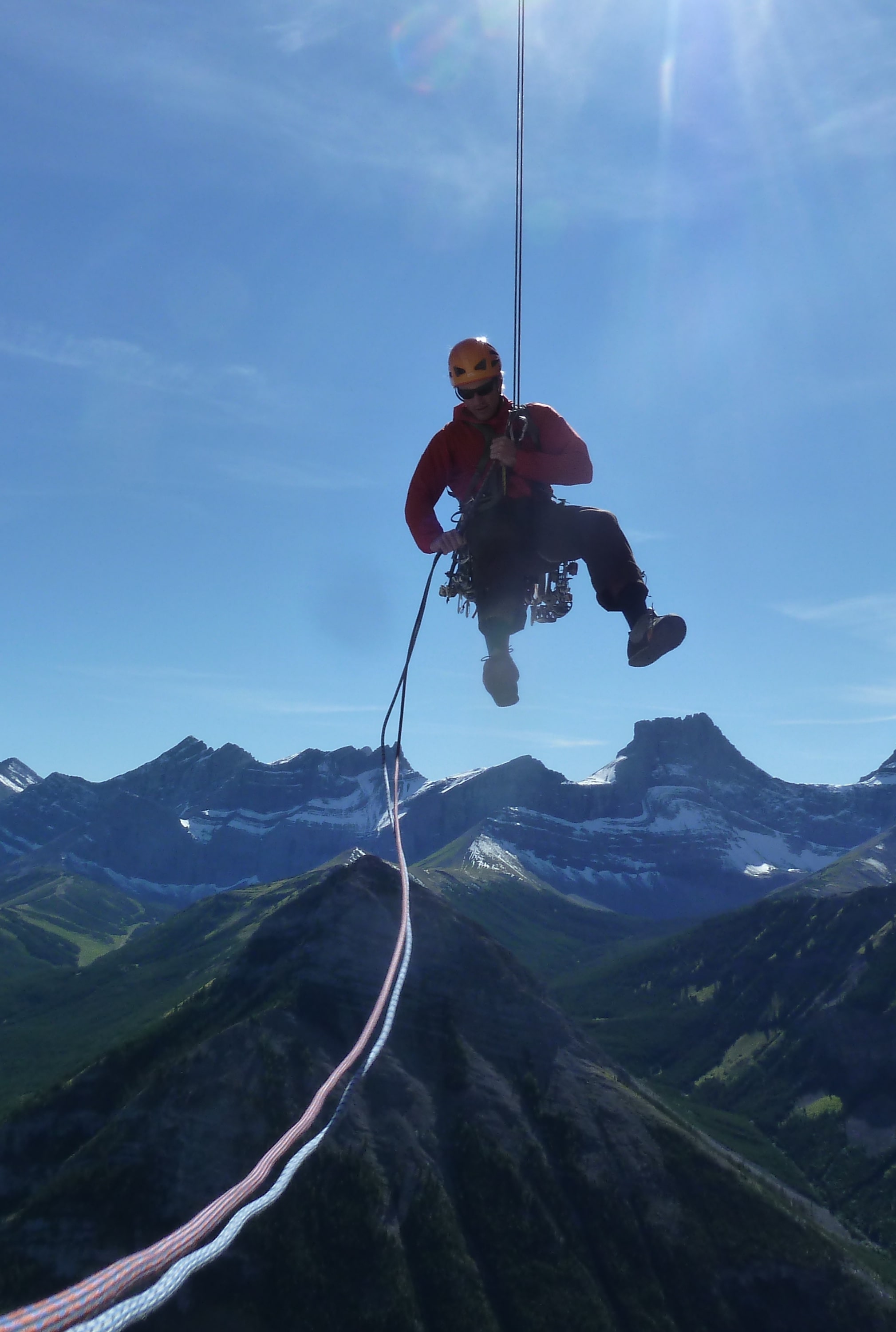 Upgrade your basic climbing skills over three days in Lake Louise. Practice sport and traditional, single-pitch and multi-pitch on different routes in the area