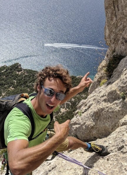 Lorenzo Pernigotti is the head of the Vertical Sailing Tour and he is an enthusiastic guide for this Sardinia adventure.