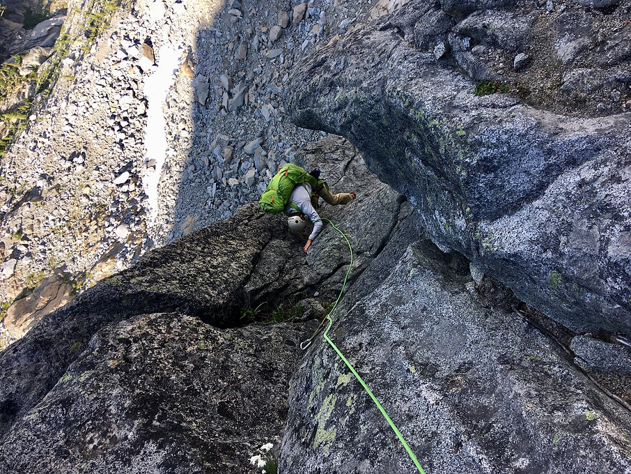 Alpine rock climbing courses in Washington