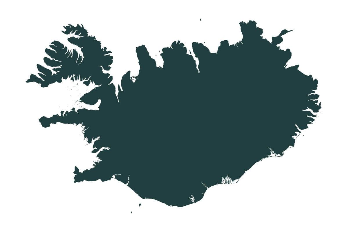 The Laugavegur trail on a zoomed map of Iceland.