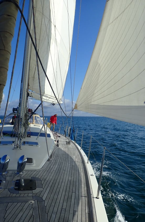 While sailing around Svalbard, you’ll be treated with beautiful 360-degree views.