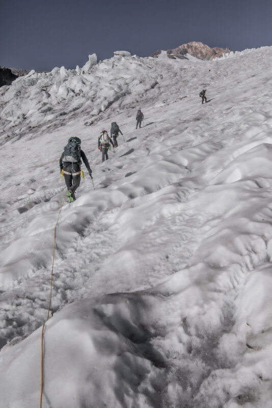 Women on snowy Mount Shasta