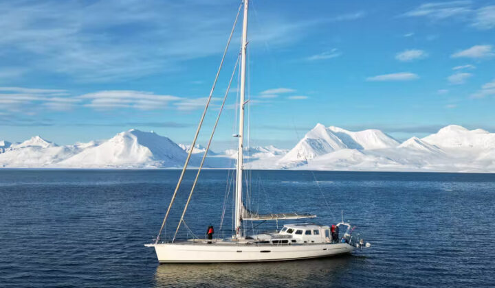 Varuna boat sailing