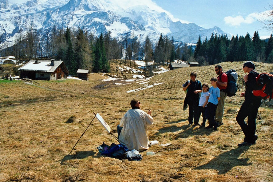 Painting, drawing, and photography are popular activities in Chamonix.