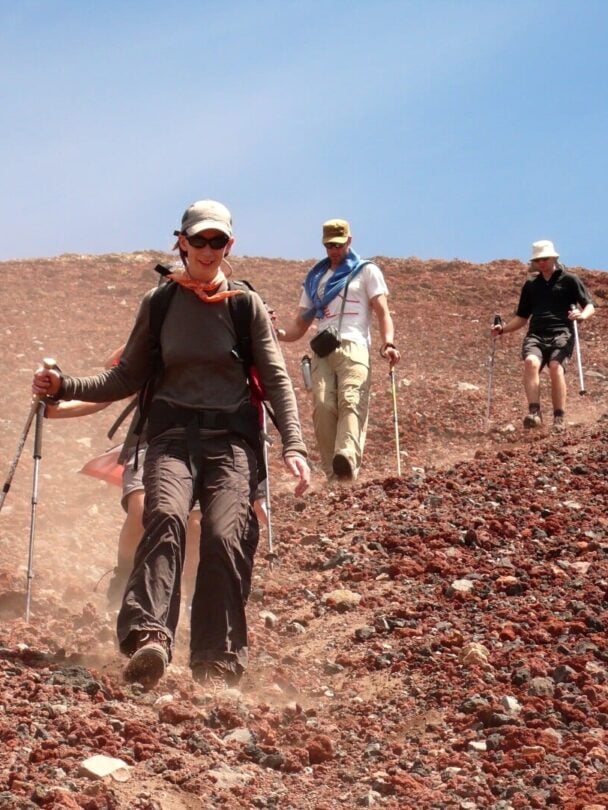 crossing tongariro hikers