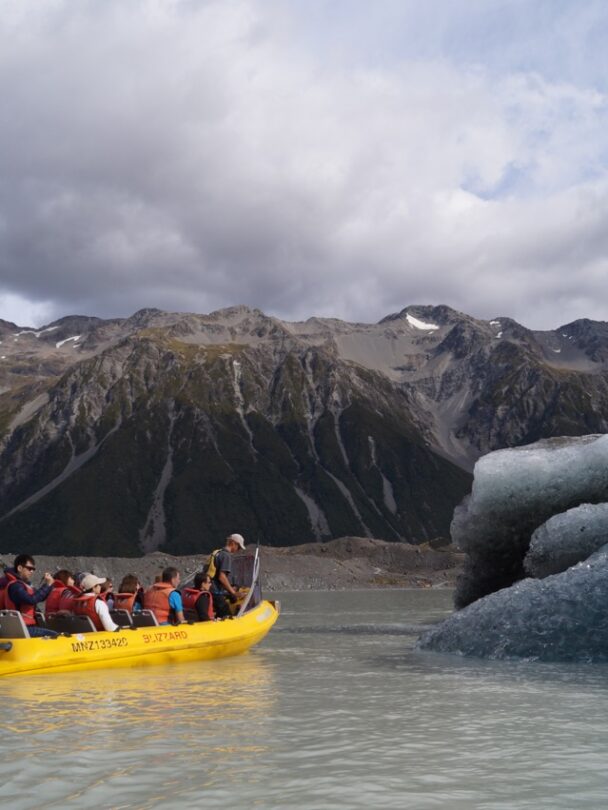 Deluxe Hiking Tour of New Zealand’s South Island