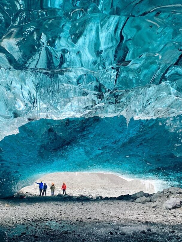 Winter hiking and sightseeing tour in Iceland