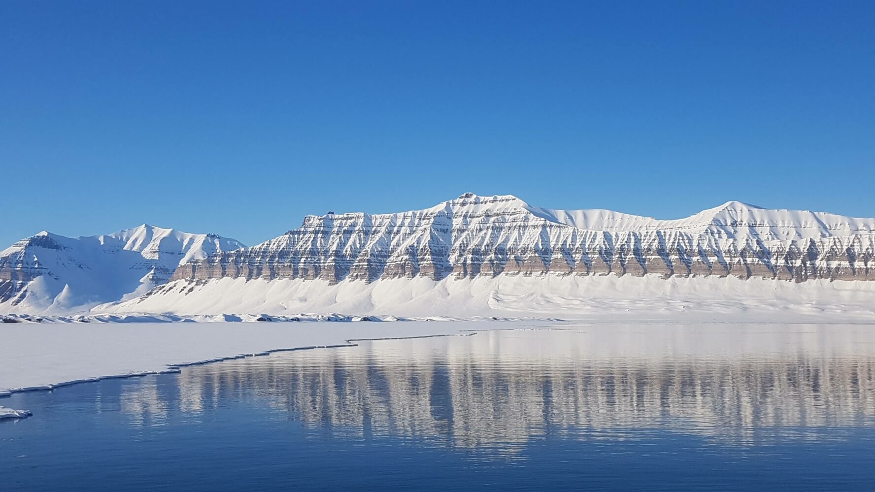 Icy landscapes in Svalbard