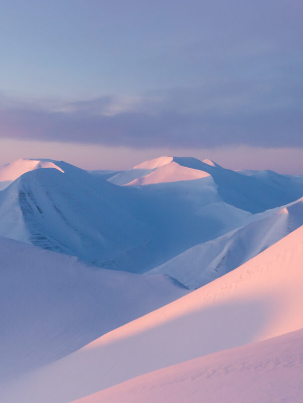 Guided sailing and skiing in Svalbard tour
