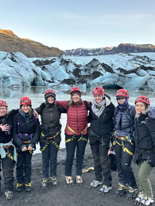 women tour winter iceland