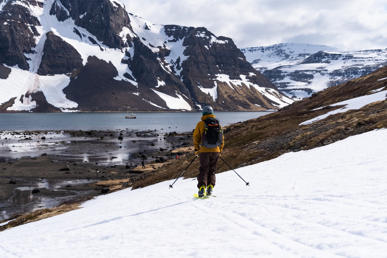 Skier returning towards the shore