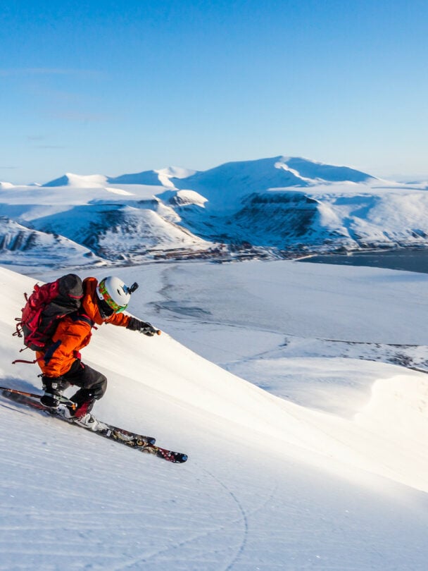 Guided sailing and skiing in Svalbard tour