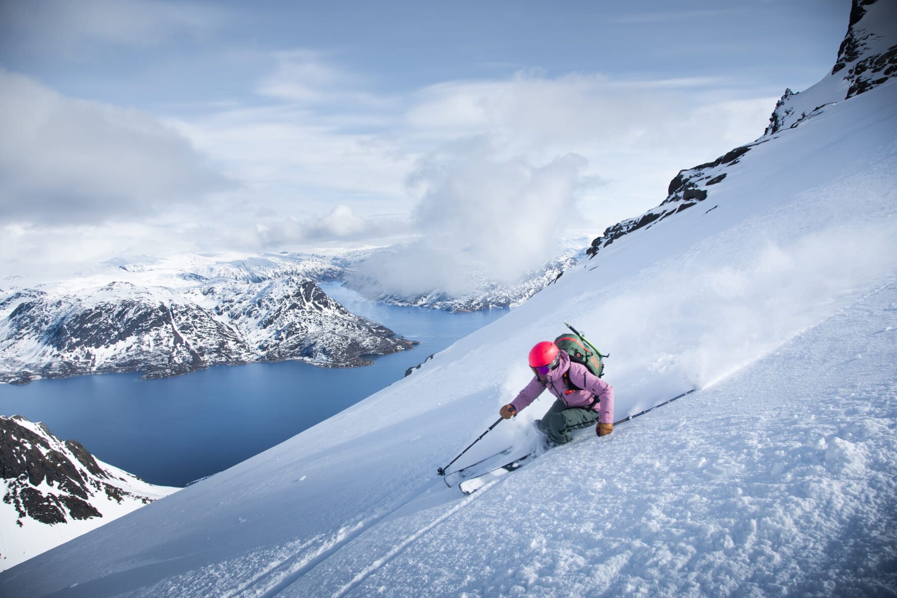 Svalbard skier expedition
