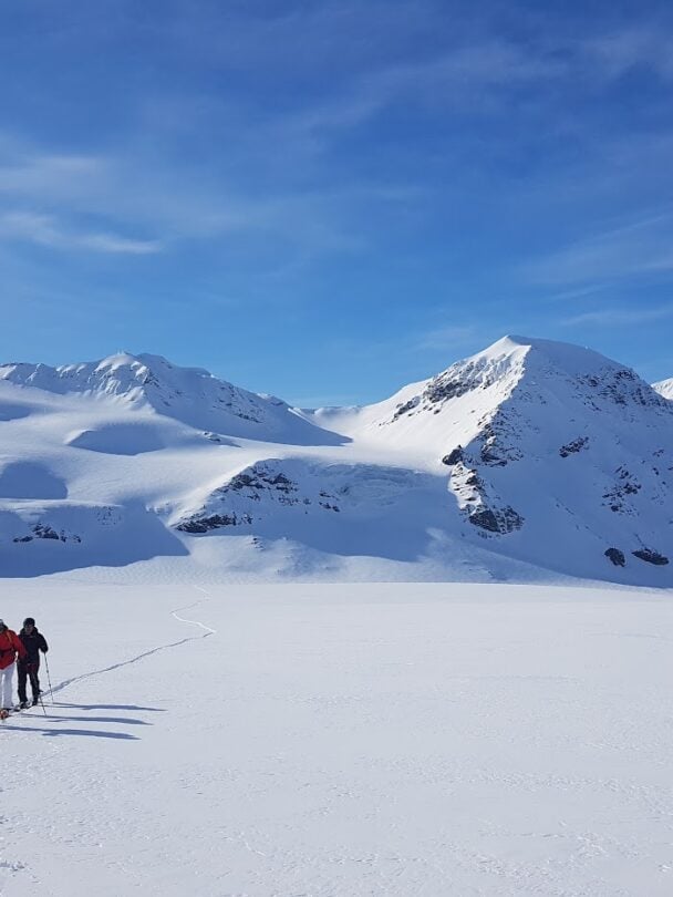 Guided sailing and skiing in Svalbard tour