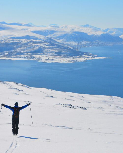 Skiing and sailing on Norway’s coastline