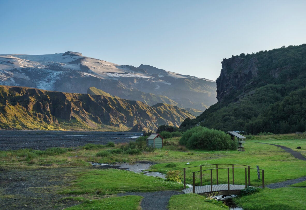 Lnagidalur hut scenicly located among gorgeous landscapes of Thorsmork.