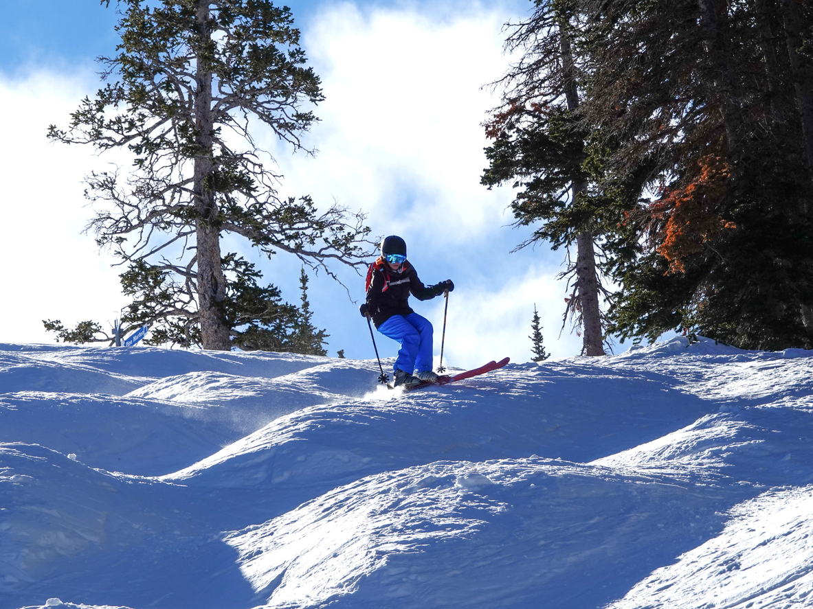 All-women backcountry skiing in the Wasatch mountains.